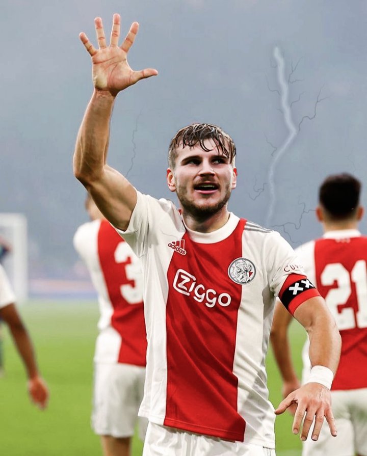 USMNTUF's tweet photo. Oh what a night! 🖐️

Ajax 
V
Borussia Dortmund

Yet another win 2-0

Werner key with his double 
Alex creating great opportunities 
Marquez was phenomenal 
Defensive wall created by Ramos and Mukiele
Onana follows well behind https://t.co/xkIz8AlVBt