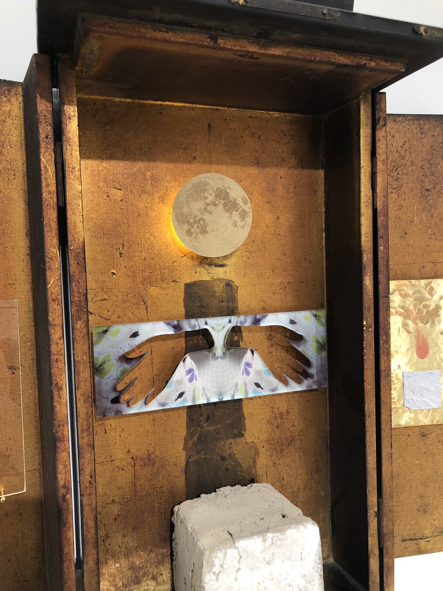 daisukemanai's tweet image. 松田壯統さんの作品、違う時空に連れていかれる。

#ポーラアネックス