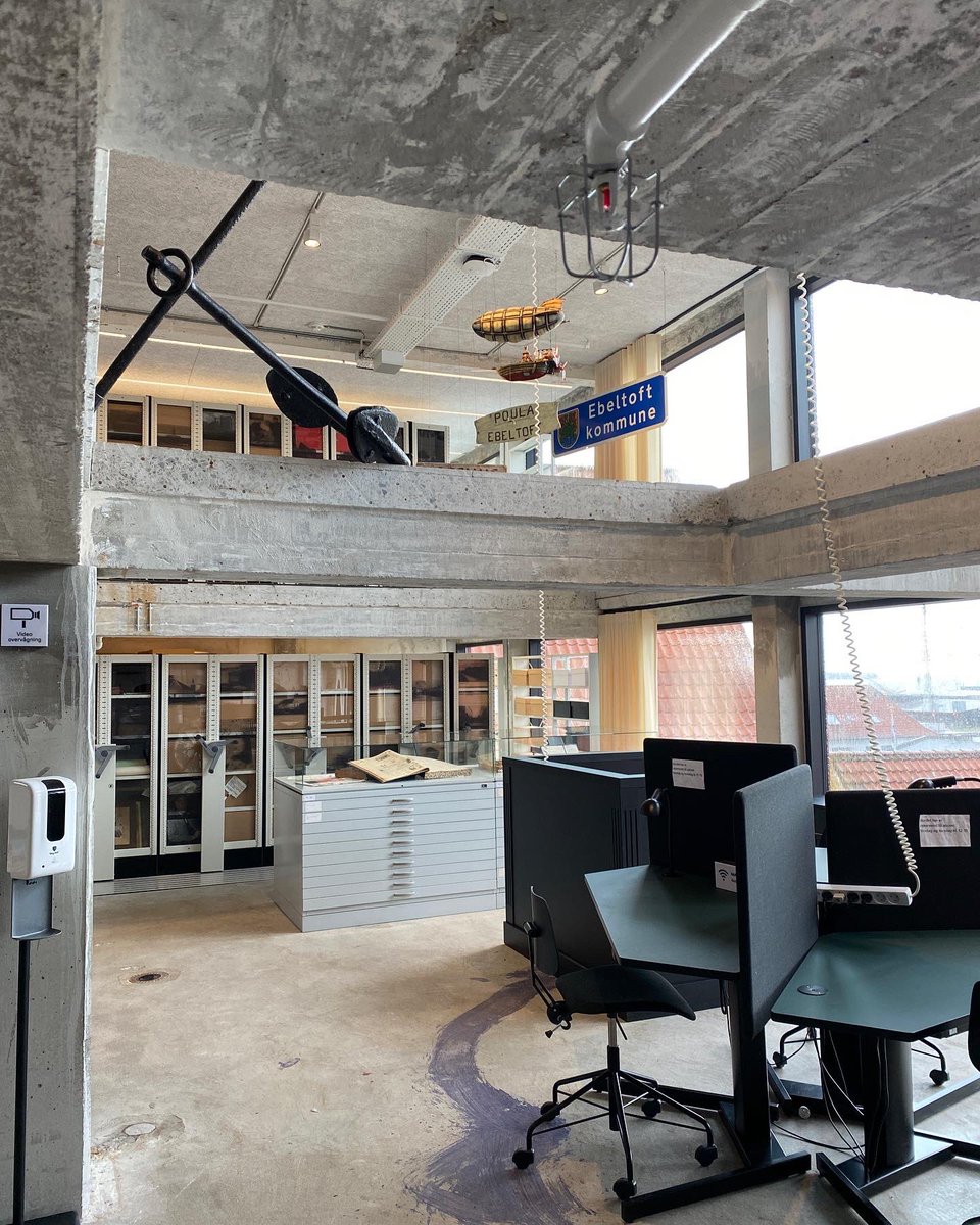 missdesignsays's tweet photo. From an old factory to the most amazing culture and community house with library, workspace etc. #maltfabrikken #ikeepcomingback #allgoodthingsdanish #ebeltoft #djursland ❤️ https://t.co/MANgOryQv3
