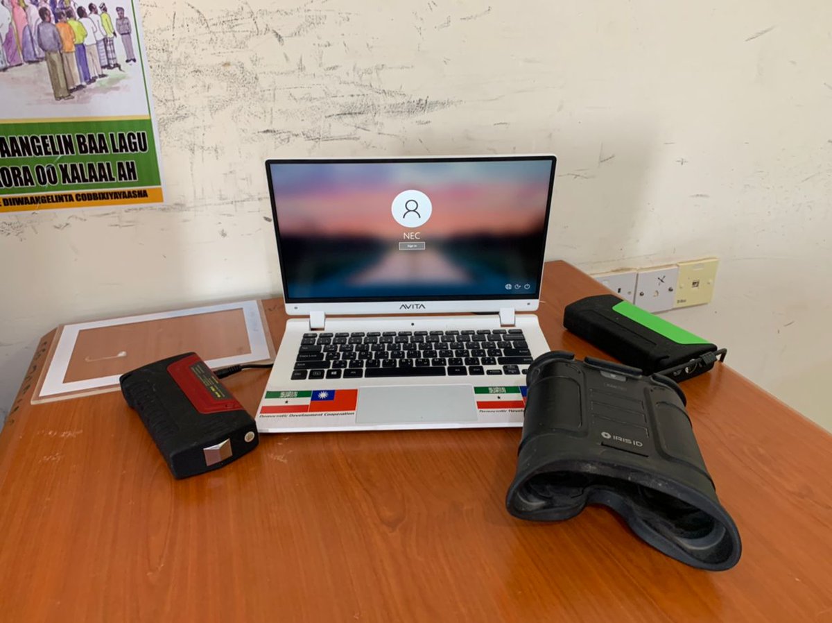 EfatsumMohamed's tweet photo. As part of improving electoral integrity, the National Electoral Commission of Somaliland introduced today 'The Biometric Voter Verification System'. The system will eliminate illegal votes and will ease the voting process as well.
#SLNEC #SomalilandElections #ElectionsIntegrity https://t.co/OeIT4x7u8F