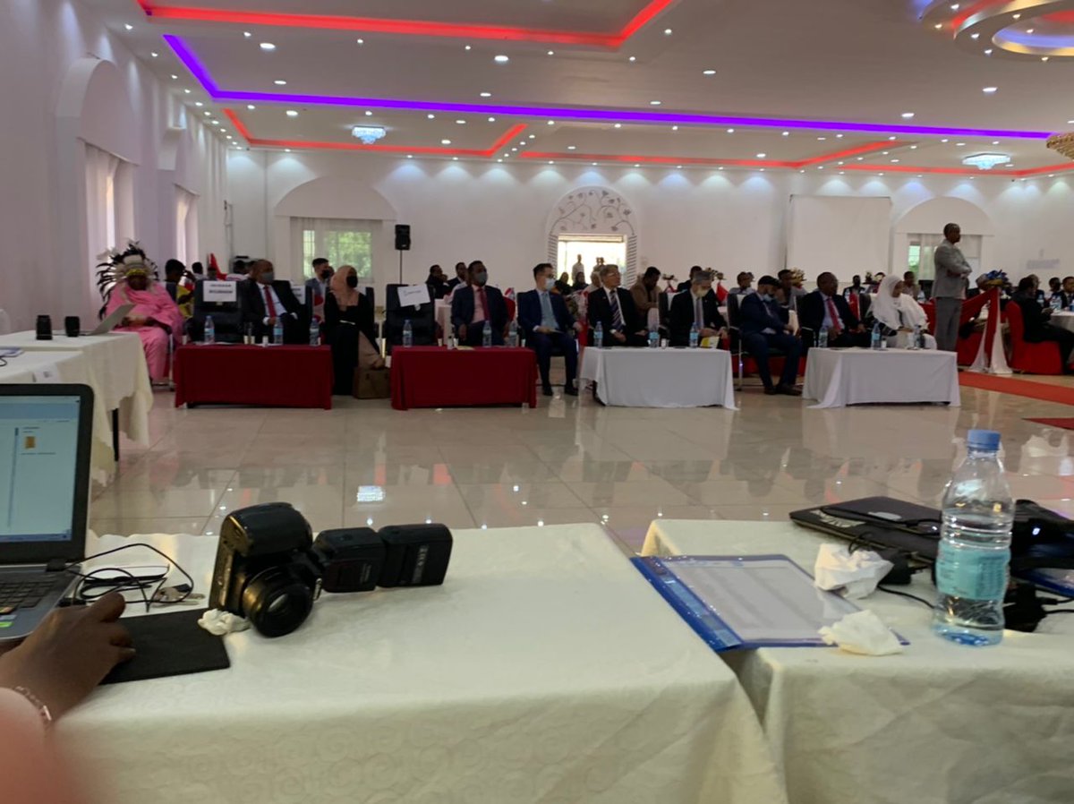 EfatsumMohamed's tweet photo. As part of improving electoral integrity, the National Electoral Commission of Somaliland introduced today 'The Biometric Voter Verification System'. The system will eliminate illegal votes and will ease the voting process as well.
#SLNEC #SomalilandElections #ElectionsIntegrity https://t.co/OeIT4x7u8F