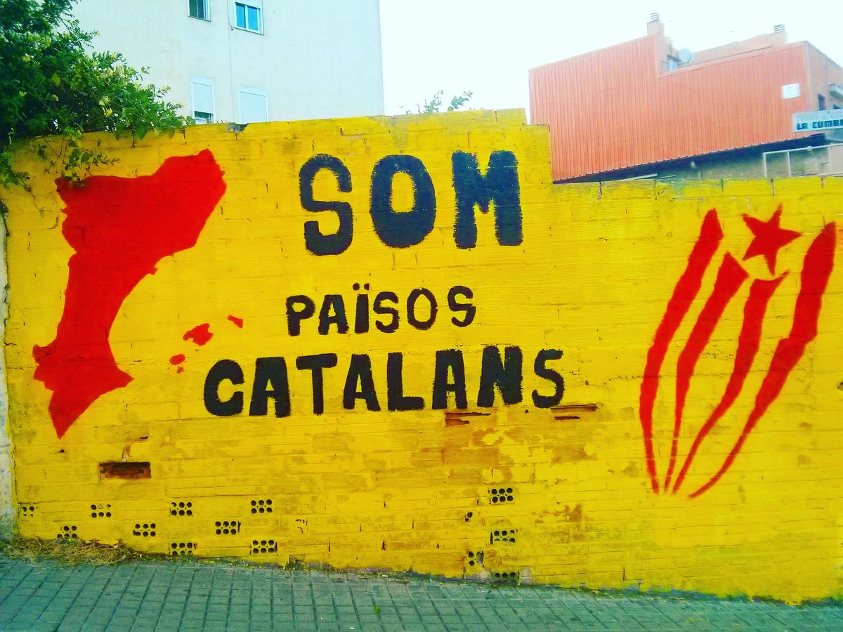 almysha1's tweet photo. #BonDia Catalunya

Saber l'història per no tornar a repetir-la

#anytriadu @AnyTriadu #encatalå #escolaencatalå
#DefensemElCatalå
#literaturaencatalå #llibres 
#SomPaisosCatalans
#FCKNCS #STOPVOX https://t.co/SPrmejeiCU