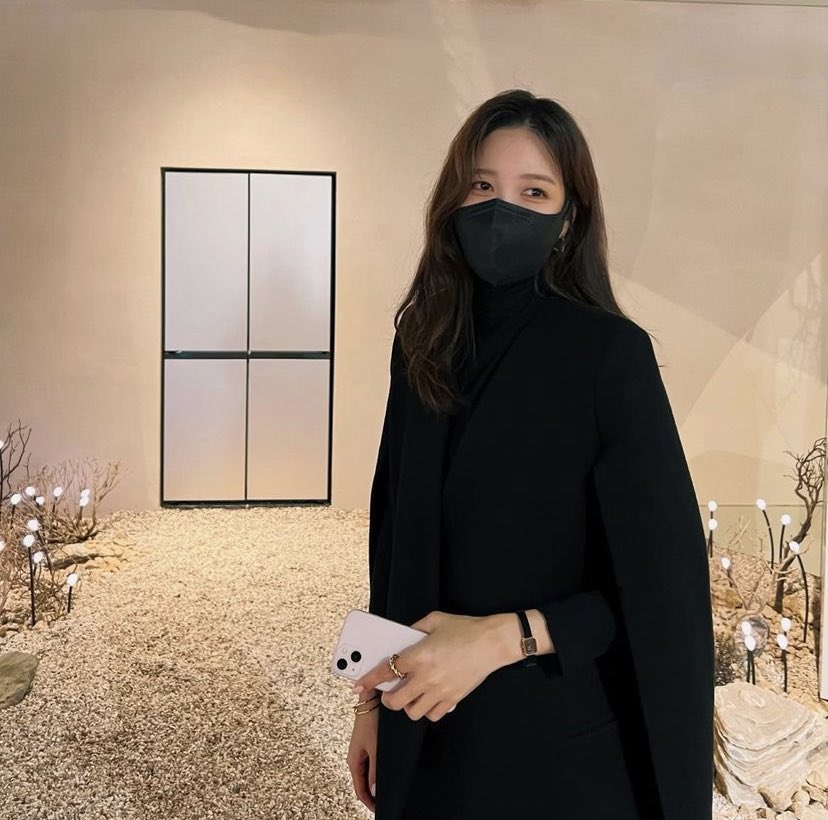 끄앙 봐도봐도 안 질리는 이 얼굴 어뜨카지 ♥