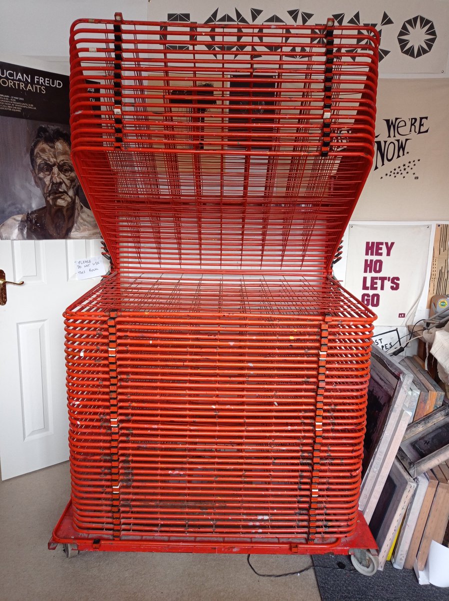 LostShapes's tweet photo. I'm selling my trusty drying rack. This thing has made everything about a screen printing business easier, and I've loved it so much. Pretty hard to get hold of, so pass on to your printing friends! #screenprint #printer #printartist #screenprinting https://t.co/XUNaOf6Ei8 https://t.co/ITL3qea5zv