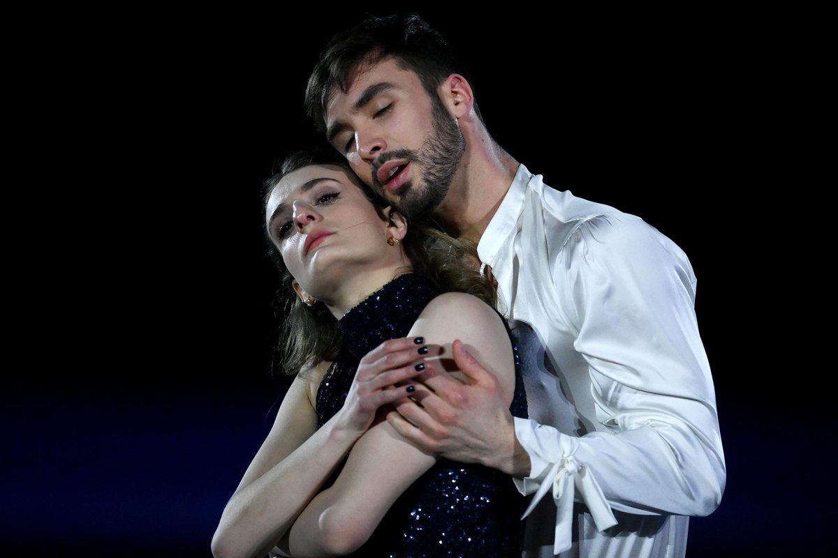 jeuxolympiques's tweet photo. Gabriella Papadakis et Guillaume Cizeron pour nous envoûter une dernière fois #Beijing2022. Merci ! ✨💃🕺

#StrongerTogether

@GabriellaPks I @GuillaumeCIZ I @ISU_Figure I @EquipeFRA https://t.co/YlWqUOEm5w