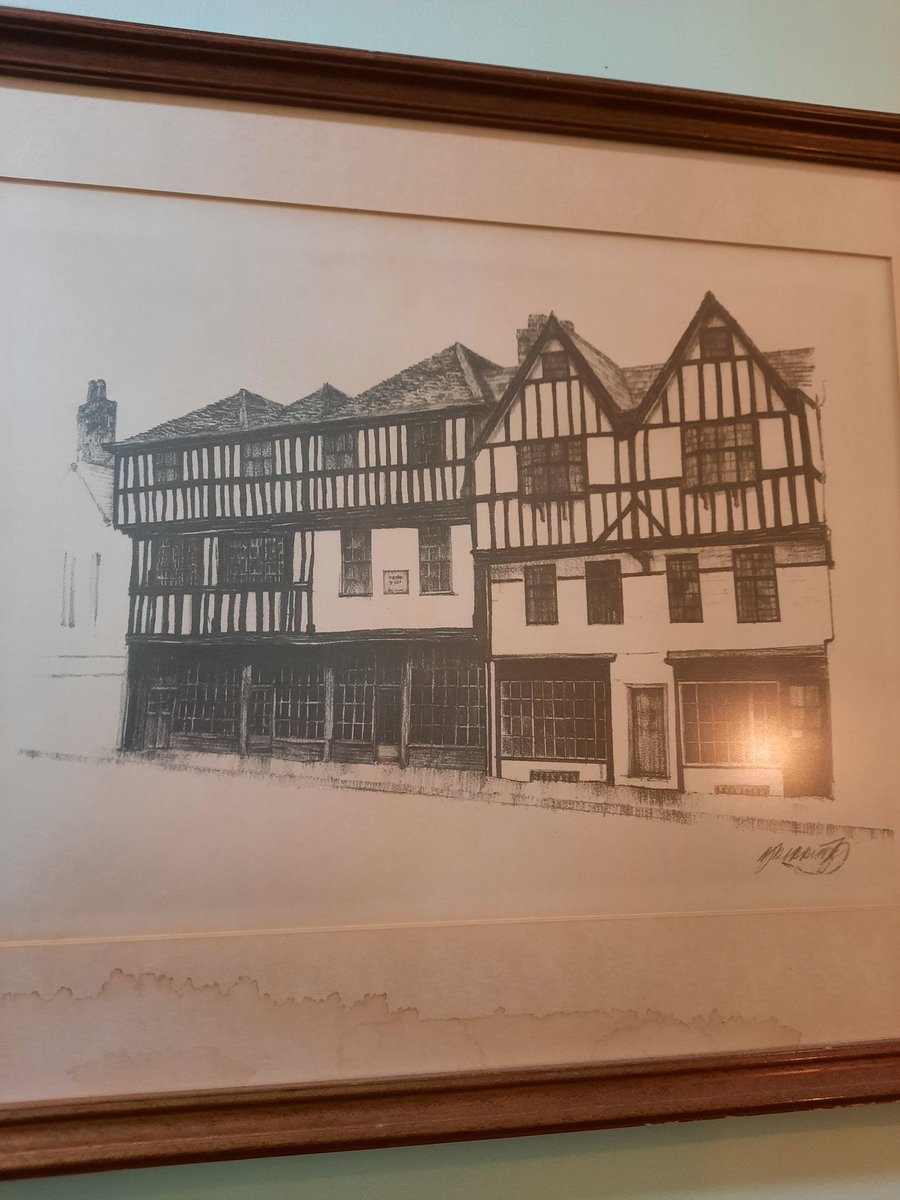 GlosCivicTrust's tweet photo. Found this on a wall of a Gloucester pub, what a beauty! #LoveTheFolk 
Please donate to our Crowdfunder to keep this building going. We need to restore and conserve the facade.
Link in our bio. ❤ https://t.co/dq4u088IaG