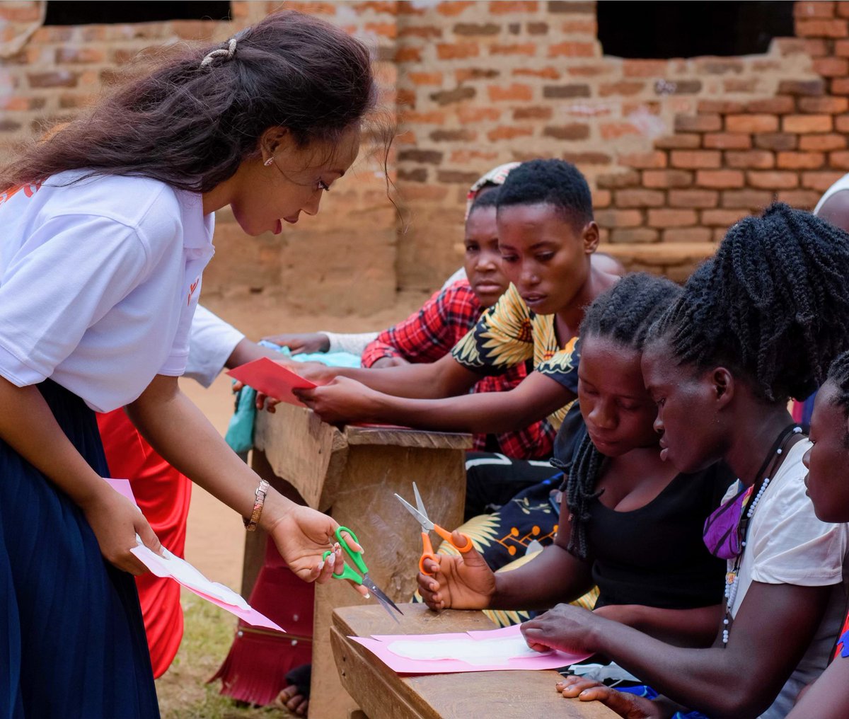 sashaferguson12's tweet photo. There is no tool for development more effective than the empowerment of women.

#drawasmileug
#LeaveNoGirlBehind https://t.co/j5lnKcz4LN
