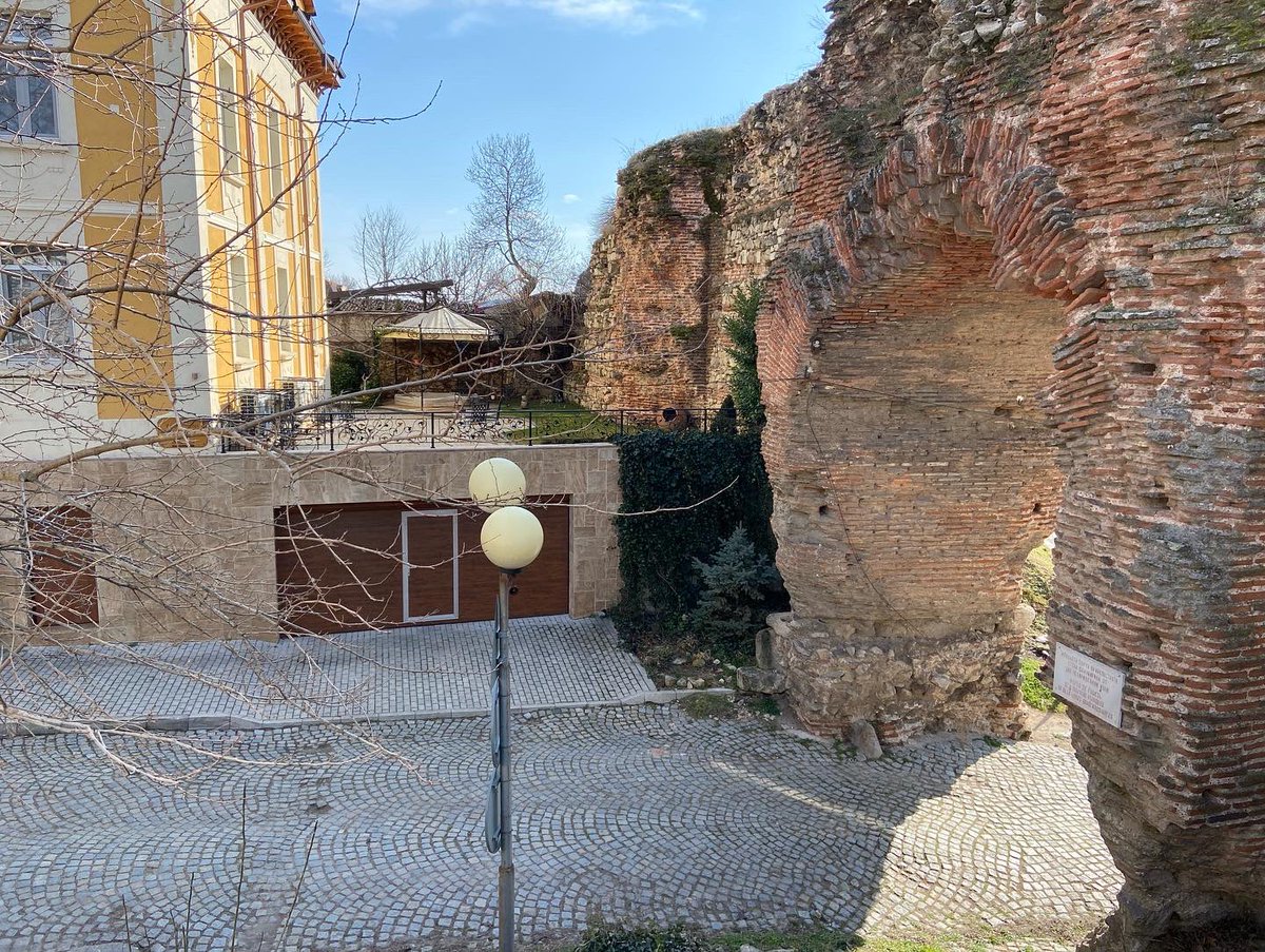 classiccarhols's tweet photo. CCH explored the Roman Spa town of Hisarya, Bulgaria this week. Lots of bars, restaurants and boutique hotels, all woven into the ruins of this once important spice road safe haven. 
A destination you’d like to see included on a future tour? #Trabant #summerholidays #classiccars https://t.co/NBmAuTkEdB