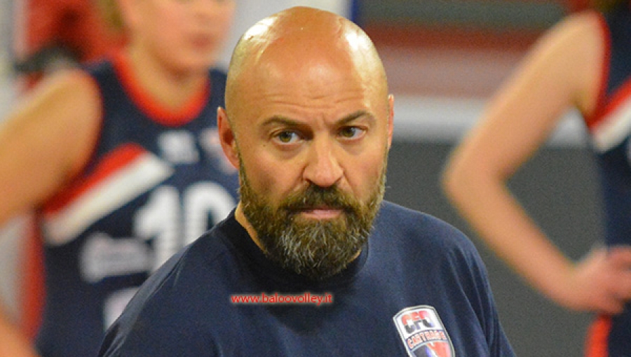 Un procédé que rééditera un tunisien d'adoption : le coach de volley italien Francesco (dit «Keky») Cadeddu en 2017 avant la finale du Championnat d'Afrique féminin entre le Club Féminin de Carthage (malheureux finaliste de l'édition précédente) et les égyptiennes de Shams