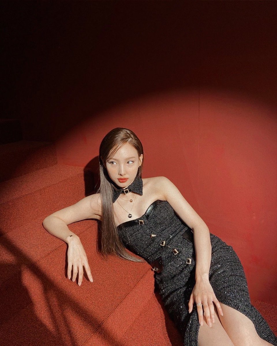 ⠀

                 nayumi aeliyah cordova.
                 new acc, not new to rp.
                 like and rt to be mutuals .
                 
 ⠀