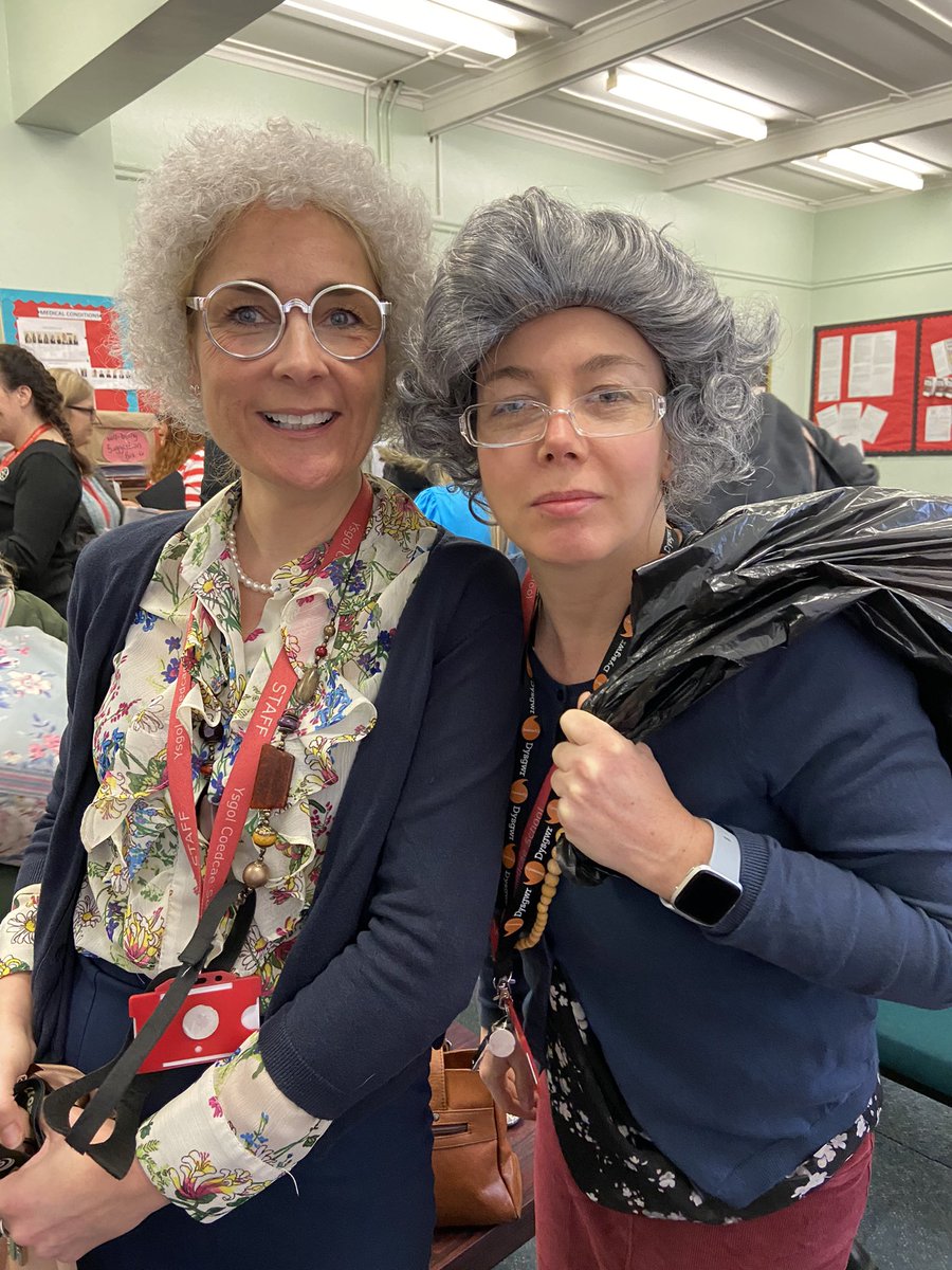 CoedcaeSchool's tweet photo. We are celebrating 25 years of World Book Day on Thursday March 3. All pupils and staff may dress as a character from their favourite book! Make sure you join the fun! Looking forward to seeing you all in character! 👍👍 https://t.co/y0GmBPMaKR