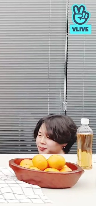Purpleonyxfall's tweet photo. He's so Precious 🤭😚😍😚😚 https://t.co/MKqKBbHtGV