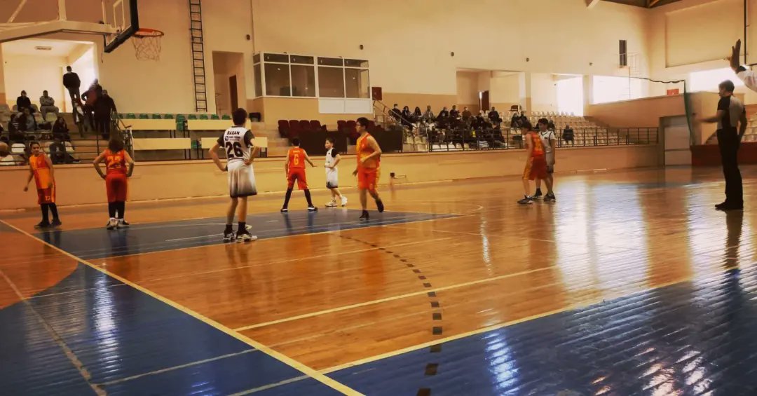 EgeAsist's tweet photo. U12 üst lig maçında Ege Asist basketbol takımımız 69-22 galip gelmiştir.👏🏻🏀⛹🏼

#EgeAsist #gelecegeasist #basketbol #takım #mücadele #galibiyet https://t.co/cBrRlgCN7D