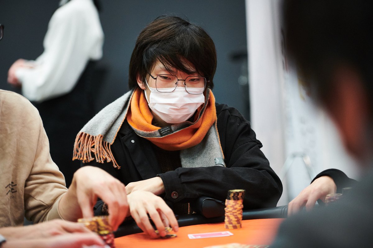 JapanPokerUnion's tweet photo. 【SPADIE FINAL Season24】

Main Event
14位 uta様、15位 カボチャ様、16位 キキ様、17位 Aaron様
14-17位$500の選手契約がオファーされます。
入賞おめでとうございます✨ 

お疲れ様でした！

#SPADIE https://t.co/sfrA0JGNXu