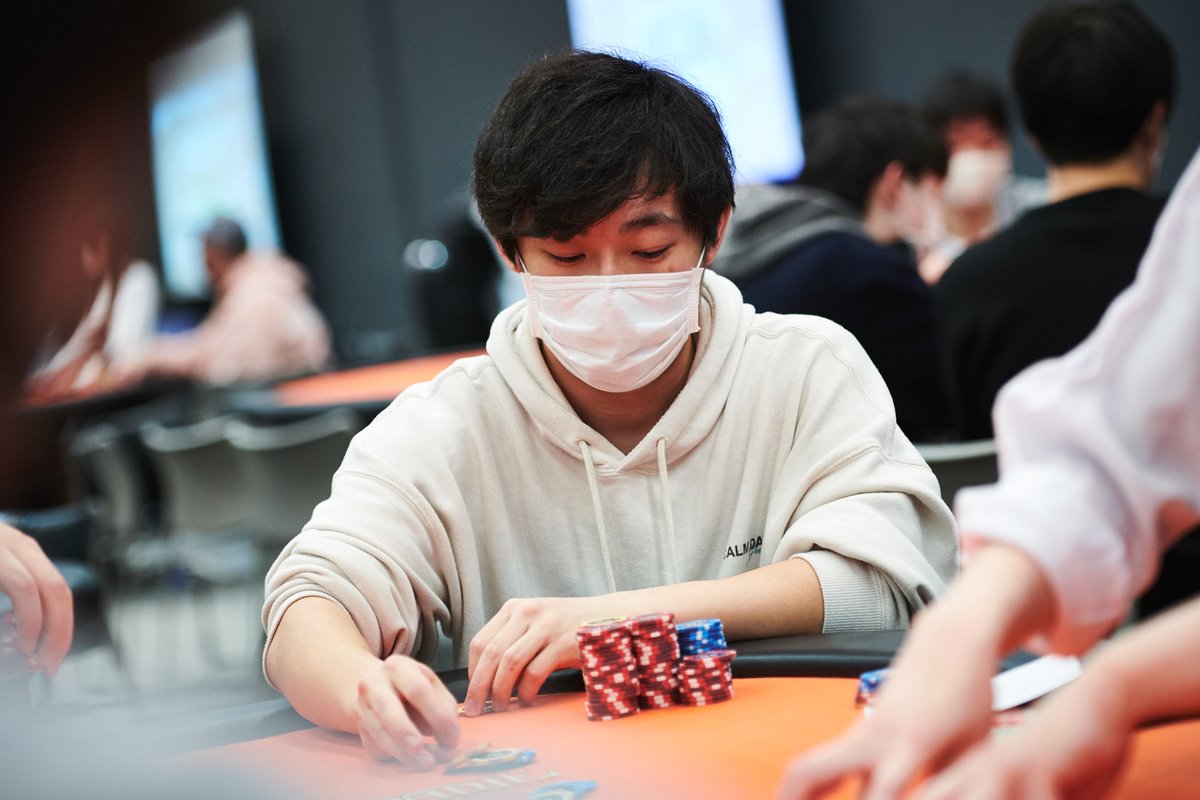 JapanPokerUnion's tweet photo. 【SPADIE FINAL Season24】

Main Event
14位 uta様、15位 カボチャ様、16位 キキ様、17位 Aaron様
14-17位$500の選手契約がオファーされます。
入賞おめでとうございます✨ 

お疲れ様でした！

#SPADIE https://t.co/sfrA0JGNXu