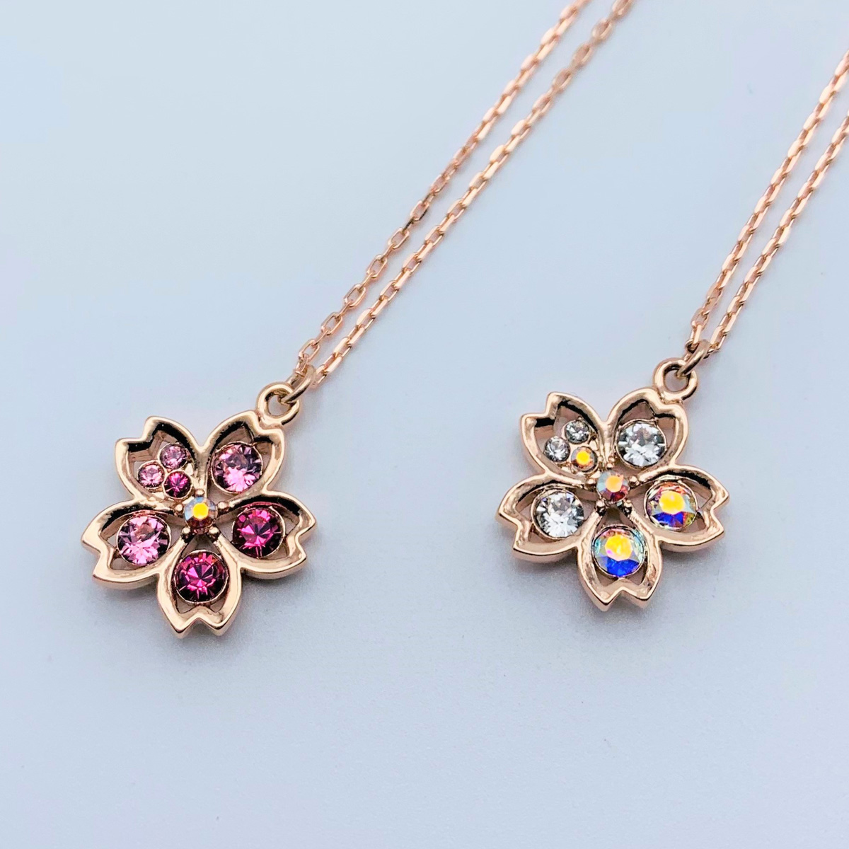 オリジナルネックレス／桜 クリスタルガラスがキラキラと輝きます