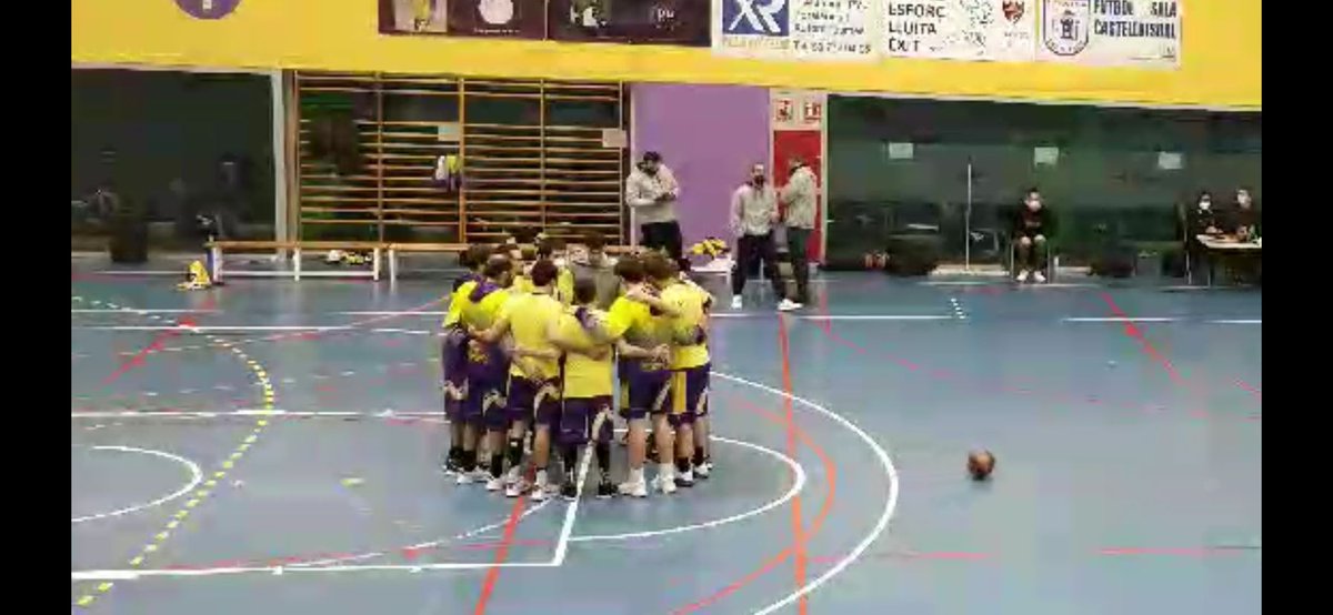 xavitrench (@xavitrench) on Twitter photo DIA DE PARTIT 🏀
<a href="/CBCastellbisbal/">BasquetCastellbisbal</a>
<a href="/basquetpalleja/">Bàsquet Pallejà</a>
🏆 Copa Catalunya Masculina
📆 Jornada 17 (Grup 2)
🕣 19,45h
📌 <a href="/illaesportiva/">Castellbisbal Esports</a>
🎥 <a href="/MyPlaySpain/">MyPlay España</a> (a la tarda posarem l'enllaç per veure-ho 👀 en directe)
#CopaCatBQ #somliles #potarojos DIA DE PARTIT 🏀
<a href="/CBCastellbisbal/">BasquetCastellbisbal</a>
<a href="/basquetpalleja/">Bàsquet Pallejà</a>
🏆 Copa Catalunya Masculina
📆 Jornada 17 (Grup 2)
🕣 19,45h
📌 <a href="/illaesportiva/">Castellbisbal Esports</a>
🎥 <a href="/MyPlaySpain/">MyPlay España</a> (a la tarda posarem l'enllaç per veure-ho 👀 en directe)
#CopaCatBQ #somliles #potarojos