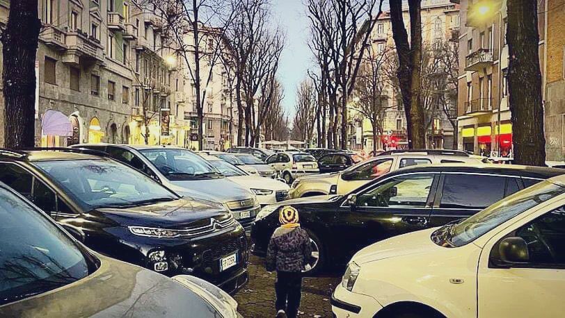 demescope's tweet photo. Public space is for children, not cars. This is why we reclaim it.

#StradeAperte #PiazzeAperte

[Pics by @diegoterna] https://t.co/XT3spPDLkN