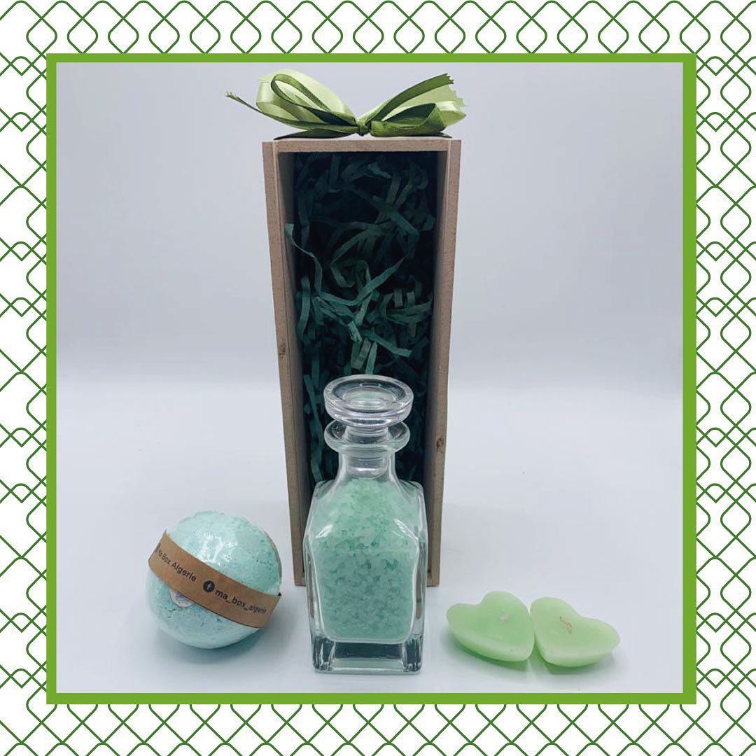 MaBoxAlger's tweet photo. Le vert est porteur de chance et de renouveau .Il a un effet apaisant tout comme notre coffret.

في لابوكس ديالنا رايحين تلقاو :
▪︎ملح استحمام للاسترخاء و التمتع ببشرة ناعمة.
▪︎شمعة معطرة.
▪︎قنبلة الاستحمام الفوارة.

#algérie #dz #mabox #coffrets #box #cadeaux #الجزائر https://t.co/6cednwnRtW