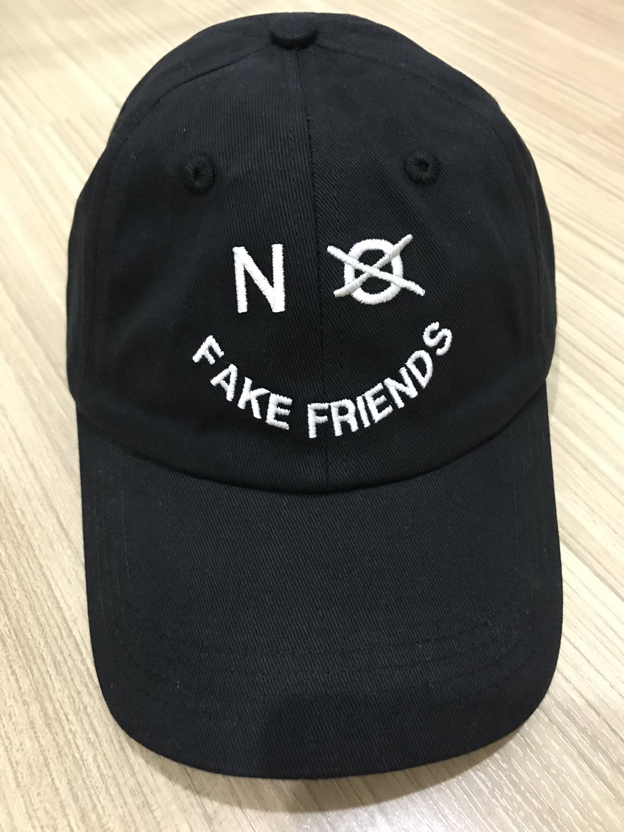 BkPtp842's tweet photo. ได้รับของแล้วงับ #halfshadow #nofakefriend #Anna_รีวิว https://t.co/LTnZo4mHCs