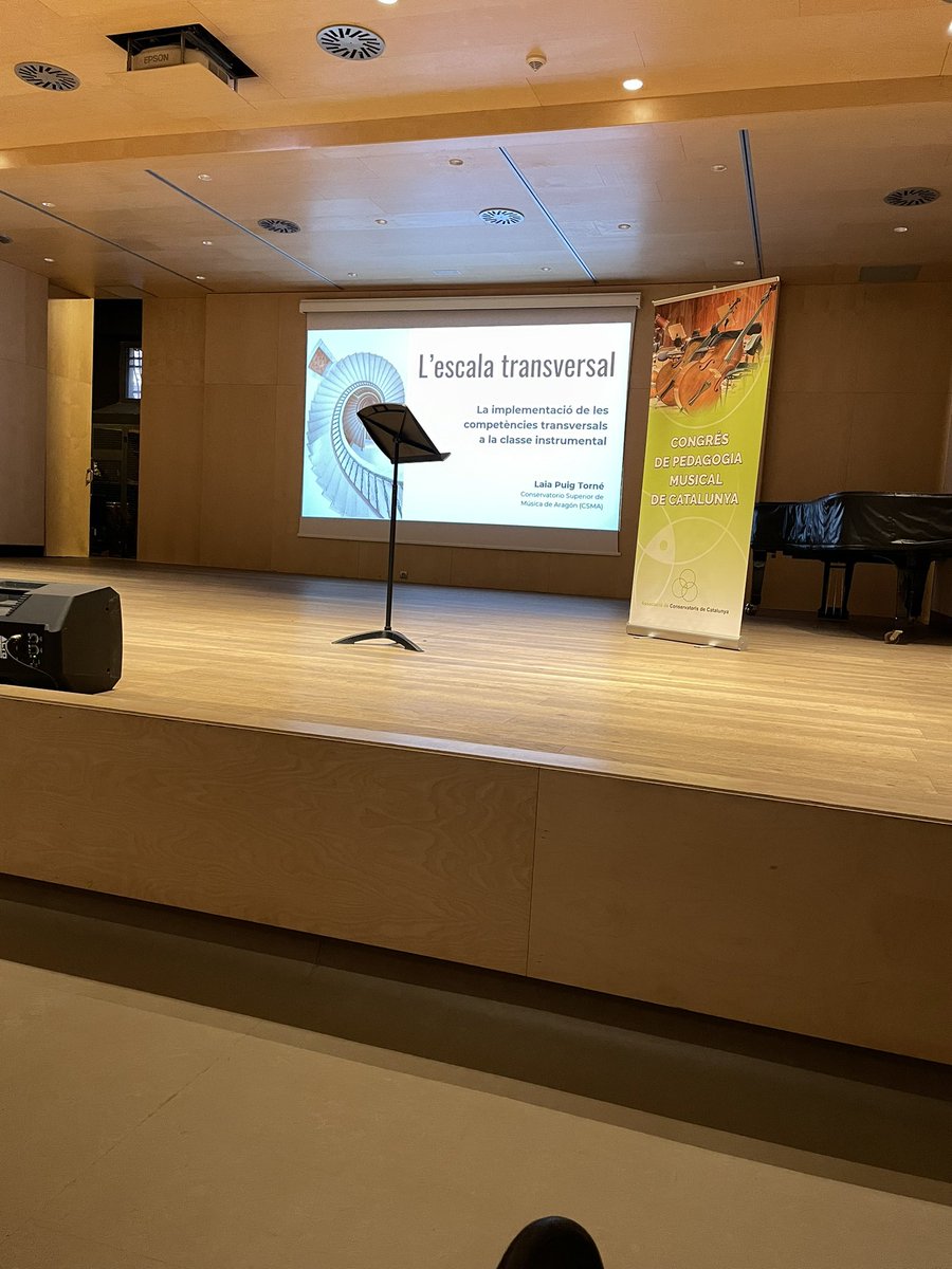 aguiradoserrat's tweet photo. Preparats per la intervenció al Congrés de pedagogia Musical de Catalunya. El cervell musical. https://t.co/xIcE9SJE6G