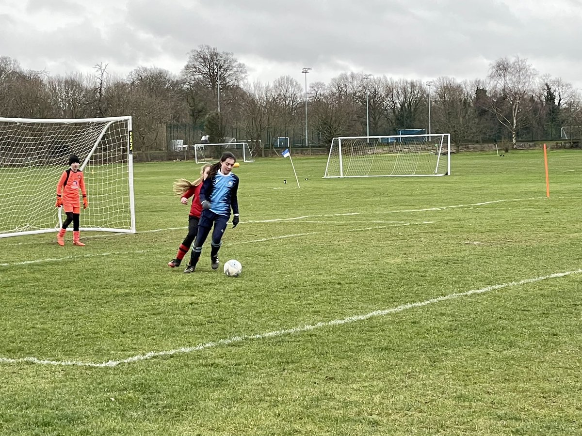 odpsfa's tweet image. Some photos from our GIRLS @kentschools_fa Super Fours Premiership League game yesterday against @BexleyPsfa before the weather turned. Thanks for an exciting end to end game with some great football on display from both teams. Sorry that more of you couldn’t stay for the chips!!
