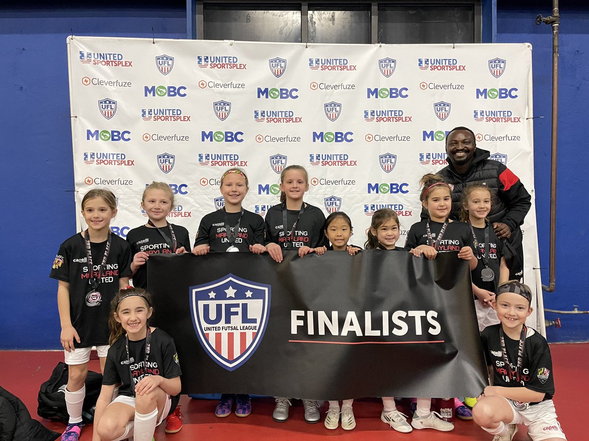 UFLfutsal's tweet photo. #UFLPresCup22 2013 Girls
🏆 Champions - La Bestia Elite 
🥈 2nd Place - Sporting Maryland https://t.co/BaekjN8ppa