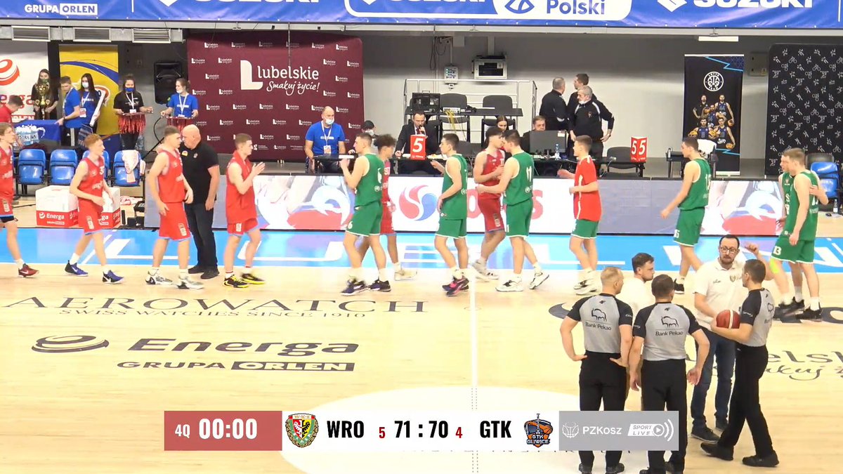 MaciejSzetela's tweet photo. Exact Systems Śląsk Wrocław zdobywa Młodzieżowy Puchar Polski! 
🏀#MPPU19PL🏀

🏆@WKS_SlaskBasket🏆 - @GTKGliwice
71:70
📊https://t.co/2LukXeiy7D
W. Siembiga 22/9
@WisniewskiOlek DD 30/11/6

💪#MłodośćIdziePoSwoje💪#U19PL
🏀Lublin 19-20.02.22🏀 https://t.co/lfhRWRMTZj