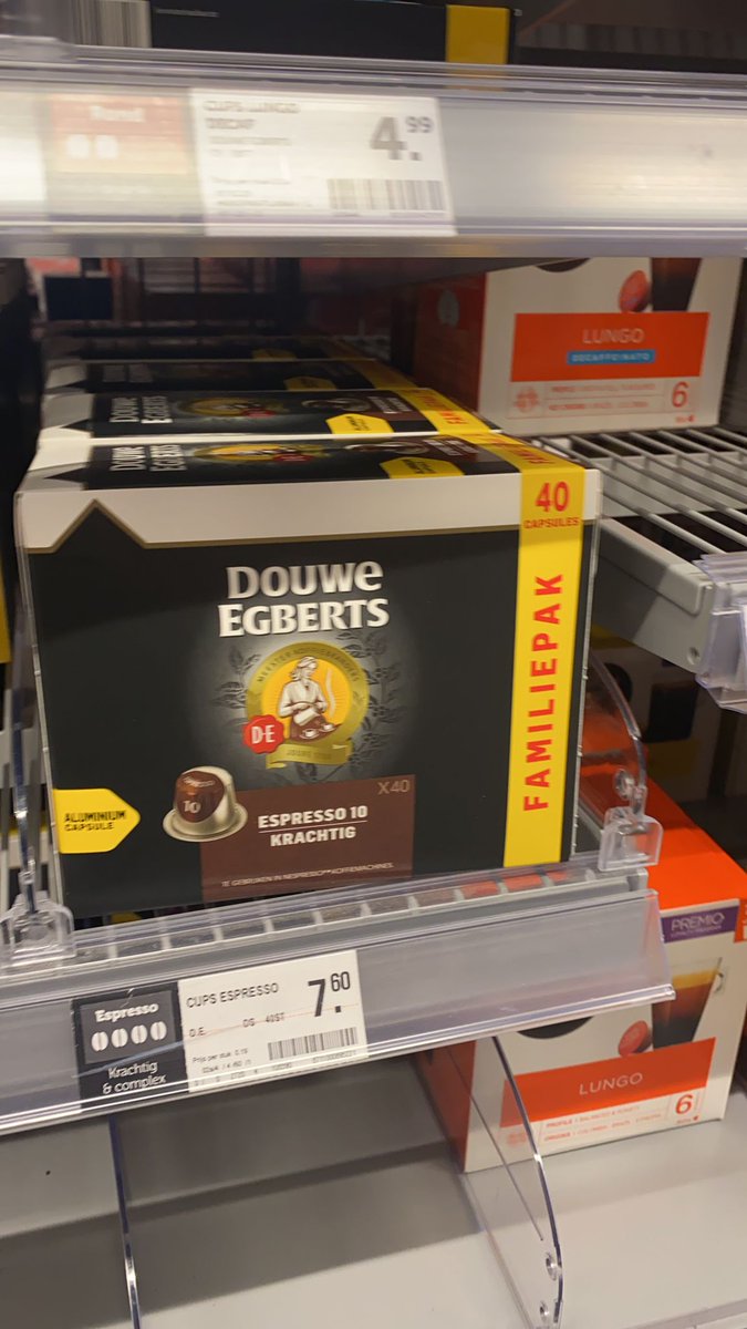 Hennievvg's tweet photo. @JumboSupermarkt @EllyGerbes O laagste prijsgarantie? Kijk eens bij Coop naar de DE koffie cups ik zie dat ze daar goedkoper zijn.
Hoe is het mogelijk.
A ja deze Coop zit bijna om de hoek bij jullie Jubo https://t.co/fEzDksMLdH