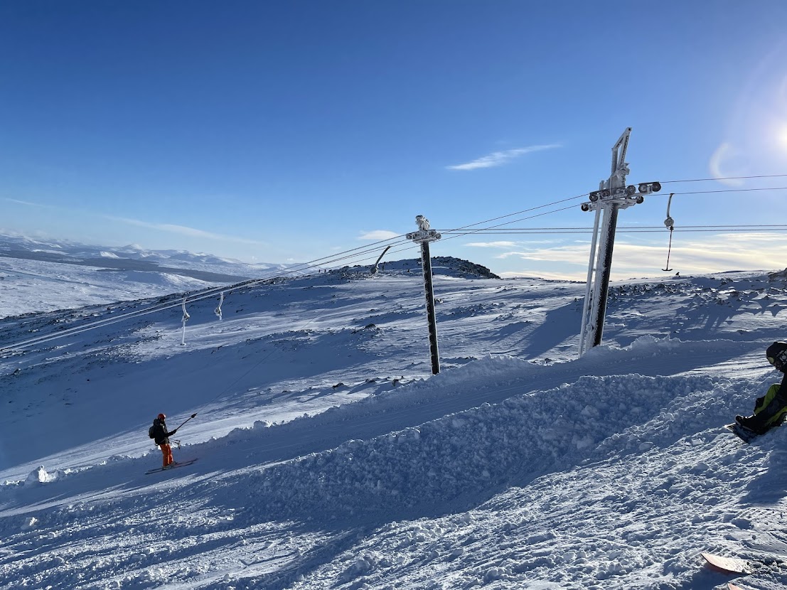 Great photos taken by @StephenSatCisco at <a href="/glencoemountain/">Glencoe Mountain Resort</a> yesterday. Listen to his snow report in E89 of the podcast, going live Tue 22 Feb