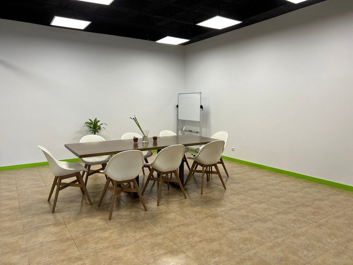 LMN_Network's tweet photo. We continue to make progress in our office in Barcelona, Spain. Everything is taking shape 🙌 #WeAreLMN 🍋

What do you think about this?

👇 https://t.co/jMxLLrCNEJ