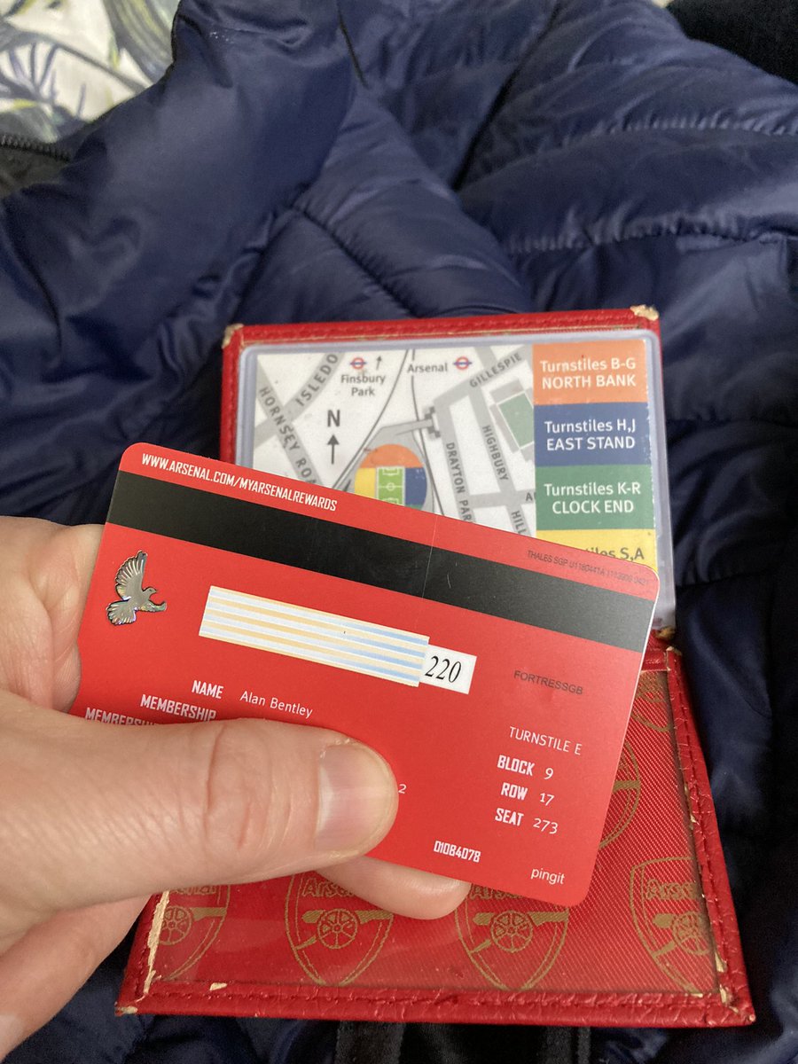 DANNYLYER's tweet image. Dunno if anyone knows an Alan Bentley, I found your Arsenal season ticket last night on my stagger back to Finsbury Park? Wanna get it returned to Its rightful owner.  @Arsenal