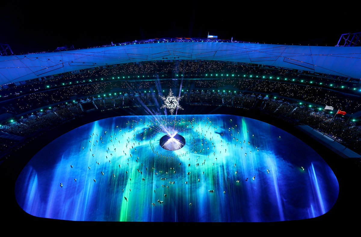 Beijing2022's tweet photo. ❤#谢谢! #ThankYou! #Merci! #Gracias! #ありがとう! #Grazie! #Danke! Спасибо! ❤

#Beijing2022 #Olympics #BingDwenDwen
#TogetherForASharedFuture
#ClosingCeremony

📸 GettyImages https://t.co/Y2BdtmgolB