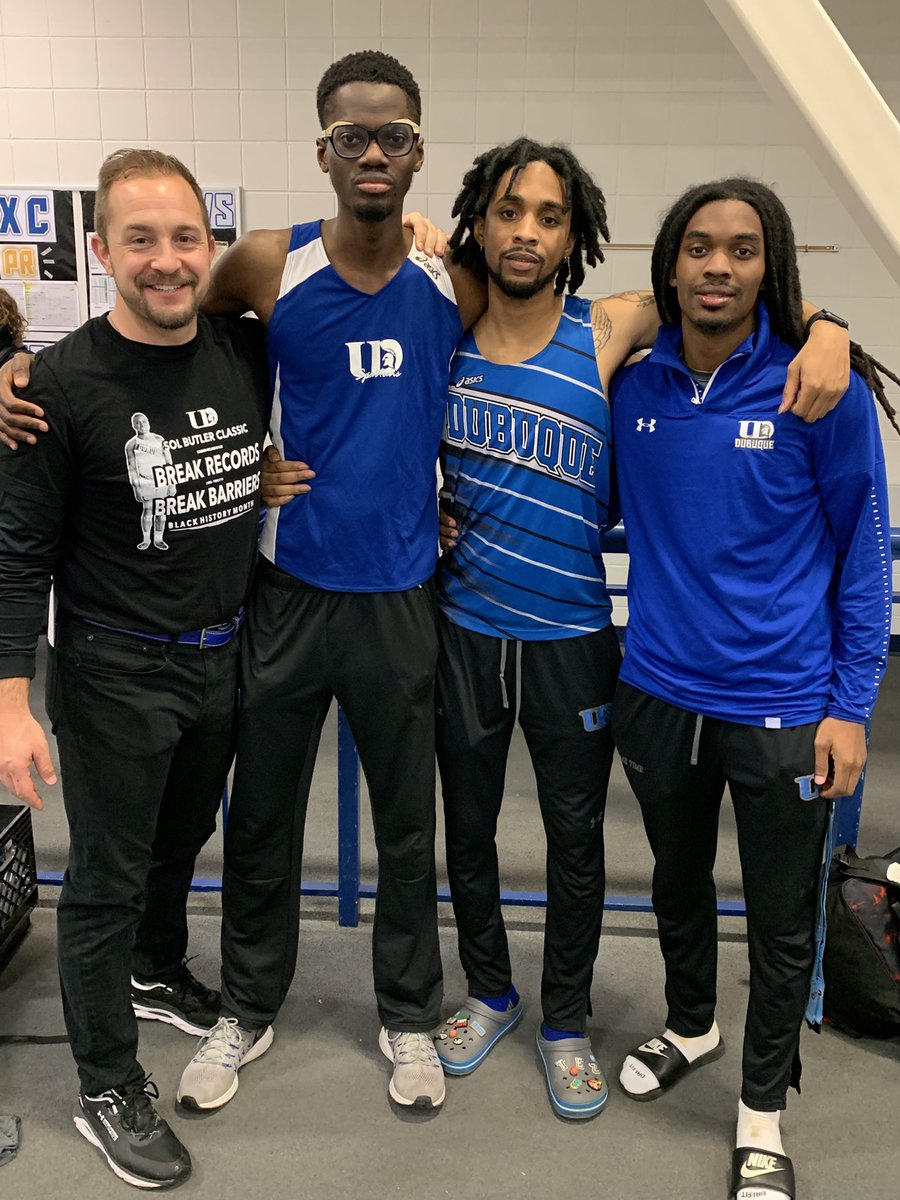 CoachGunny's tweet photo. Home meets are always special but they bring so much more joy when we have alumni back! These 3 got back on the runway, got some 👏 👏 rolling, and had some fun!!! OG jumps squad reliving their conference title days!!! https://t.co/djObXD8xff
