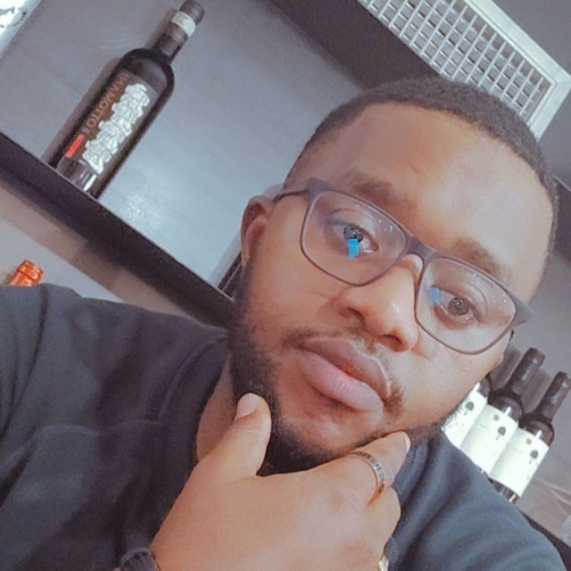 Armel_Calvis's tweet photo. #NouvellePhotoDeProfil https://t.co/r2CGYiQI7M