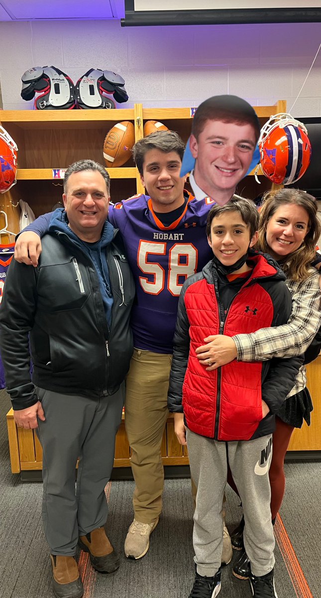 NickProvenzano's tweet photo. Very grateful to be taking my next steps at Hobart WS! Thank you @Coach_DeWall @MikeWay26660447 @HobartFootball @FairportFB for giving me the opportunity to play ball 🏈 #TheHobartWay https://t.co/qqERDCF2fD