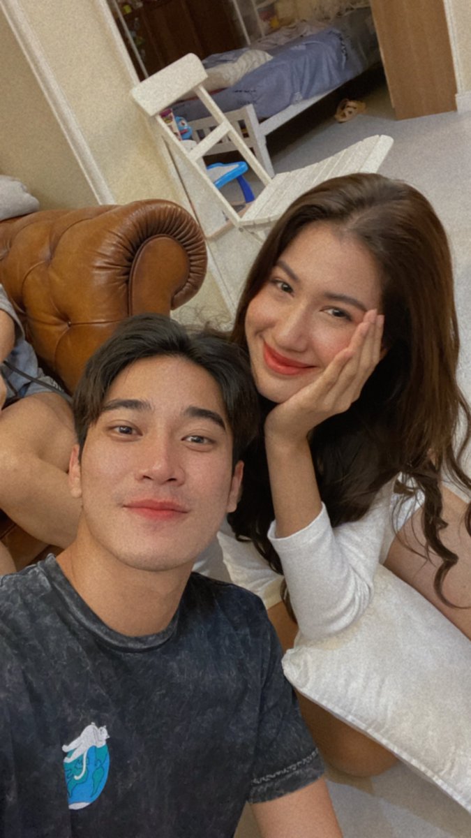 euroyotsawat's tweet photo. ยิ้มให้คนทั่งโลกกกก @PaparwadeePP #สามีชั่วคืนตอนจบ https://t.co/BCr8CgsU6O