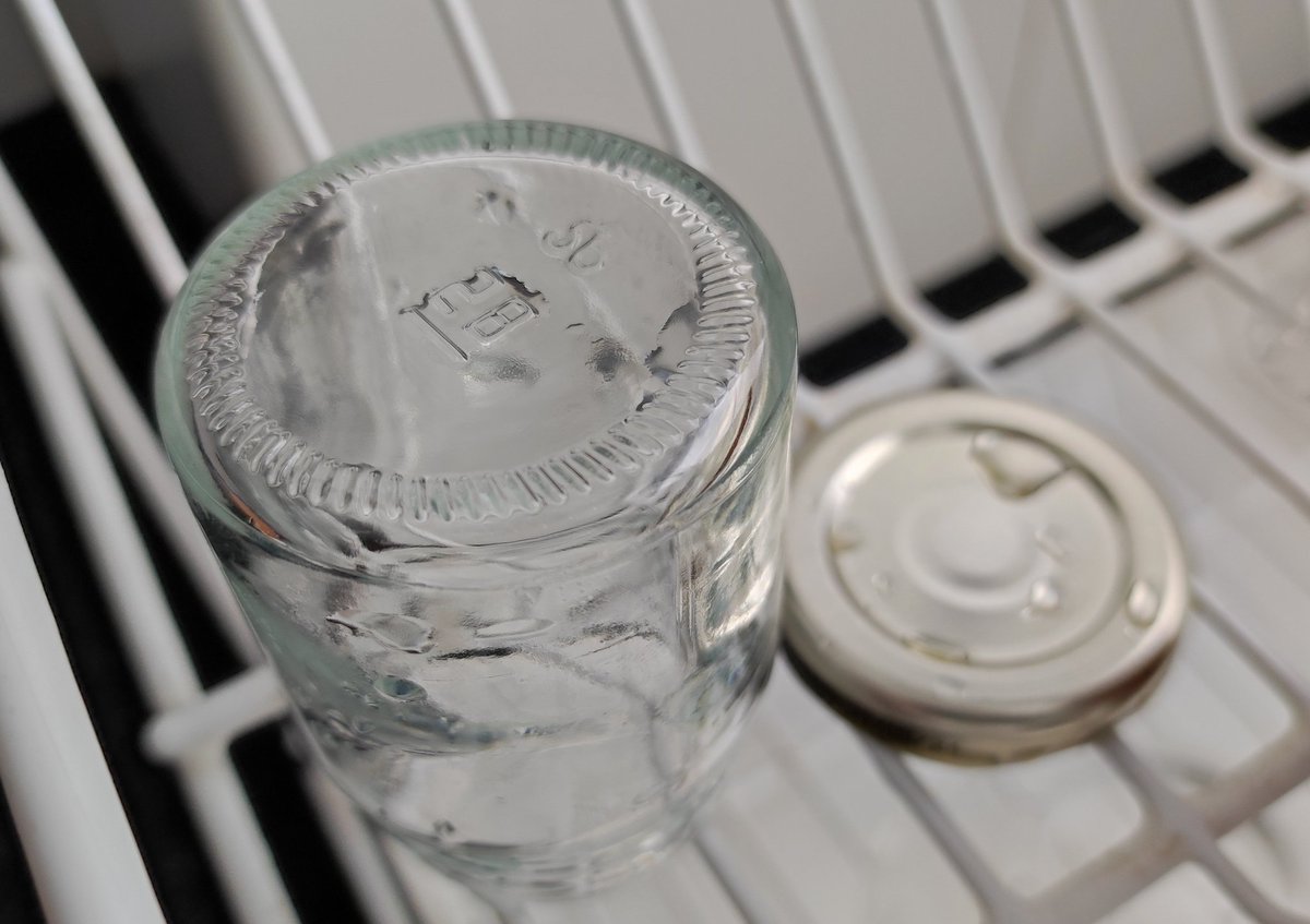 BarriosMalaga's tweet photo. #YoReutilizo antes que reciclar.
Reciclar no es el único camino @ecovidrio @ecoembes https://t.co/ml0BBuklOk