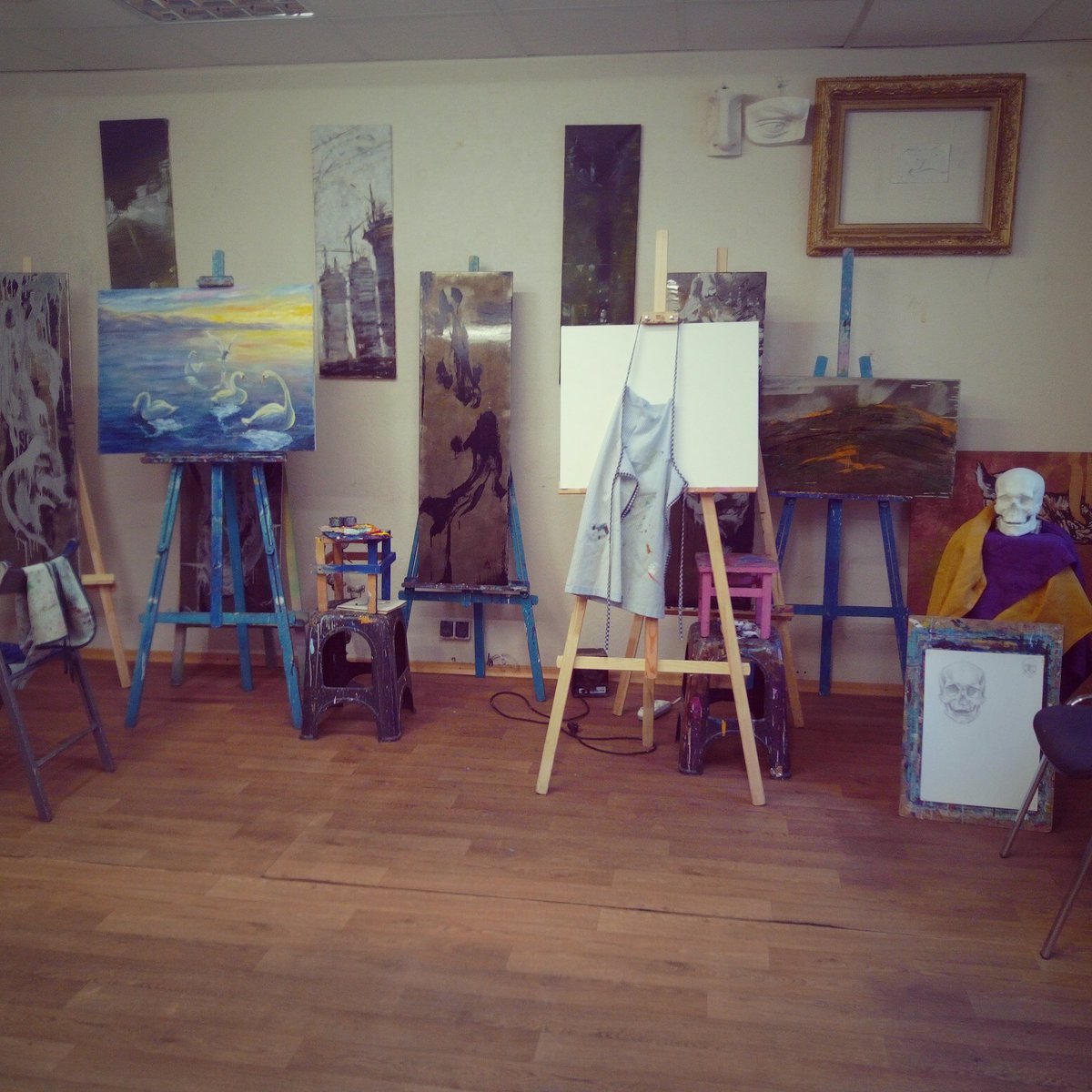Artmaximus's tweet photo. GM:)
#Ukraine #art #artist
 #EnjoyArtStudio #NFTs #NFTCommunity https://t.co/yHqjtzoK57