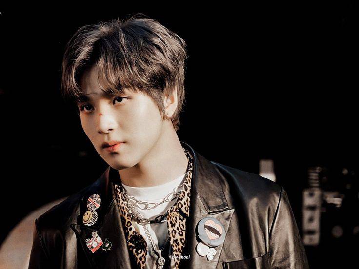 tulipieys's tweet photo. the good, the bad, the better
———
haechan au by tulipieys https://t.co/Iz2rh0GFbe