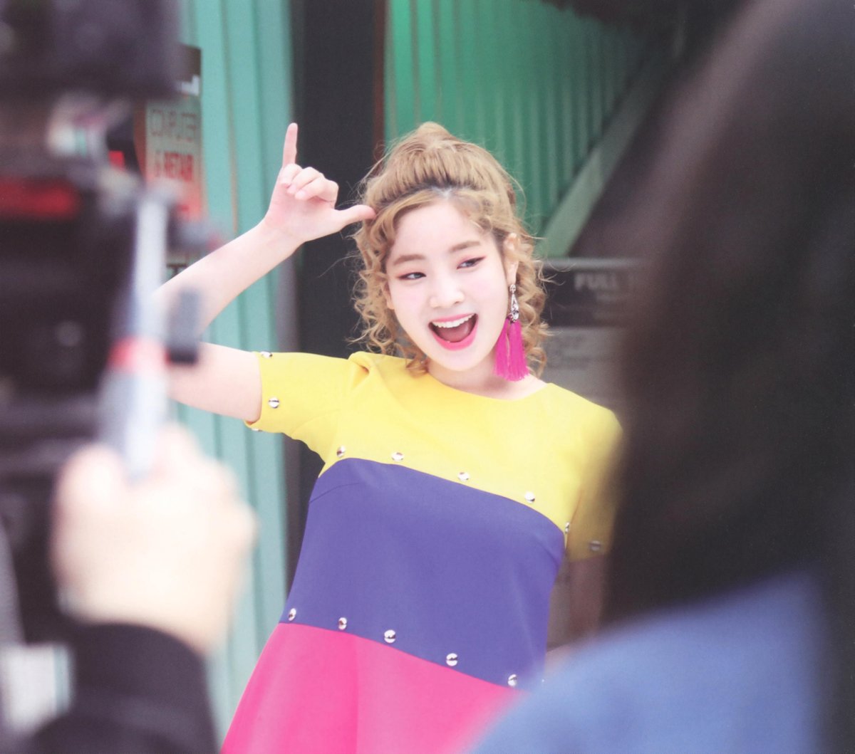 SCAN] TWICE MONOGRAPH SIGNAL Dahyun (page 94, 95) #트와이스