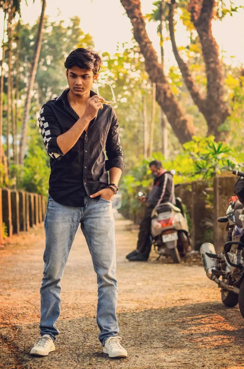 Aryuun Ghosh tweet media