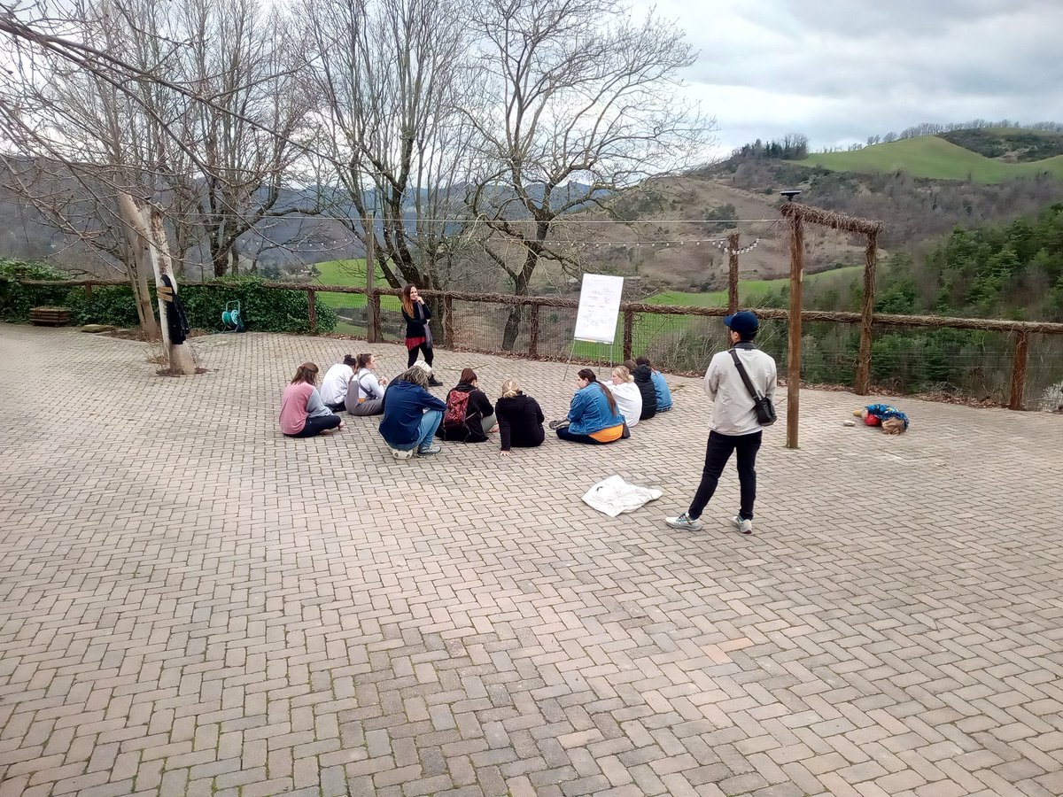 EWelkin's tweet photo. Rich discussion and exploration of what it means to travel ethically and consciously while connecting to place with my US college students studying abroad at Borgo Basino. #travel #sustainabletourism #LearnLiveGrow https://t.co/2TNINtic0N