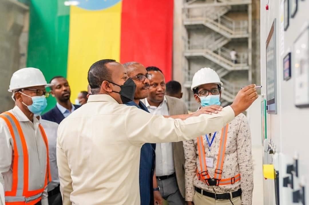 Sanusi90064's tweet photo. We told you before that #Ethiopia would eventually laugh.
#سد_النهضة #GERD https://t.co/9yDRsxZyjz