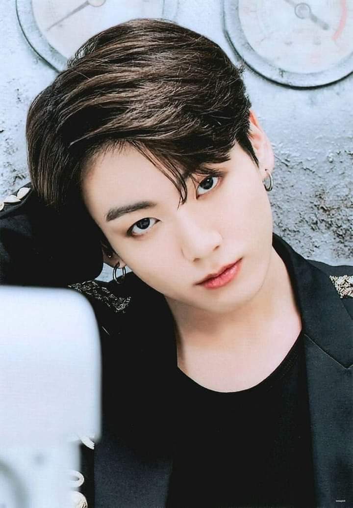 zekiebabes95_'s tweet photo. "THE NIGHT THAT HE CAN'T REMEMBER "
 A  #taekookau wherein; Winter Kim (KTH) went to the hospital and  accidentally vomited on a guy's clothes while running to the bathroom and little didn’t he know - that was Kian (JJK), the guy he had one night stand with. https://t.co/ahferw4NJT