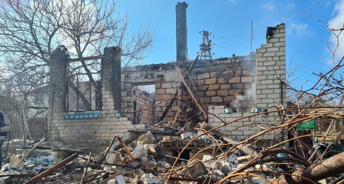 Луганская республика сегодня. Луганск разрушения. Разрушенный Луганск.