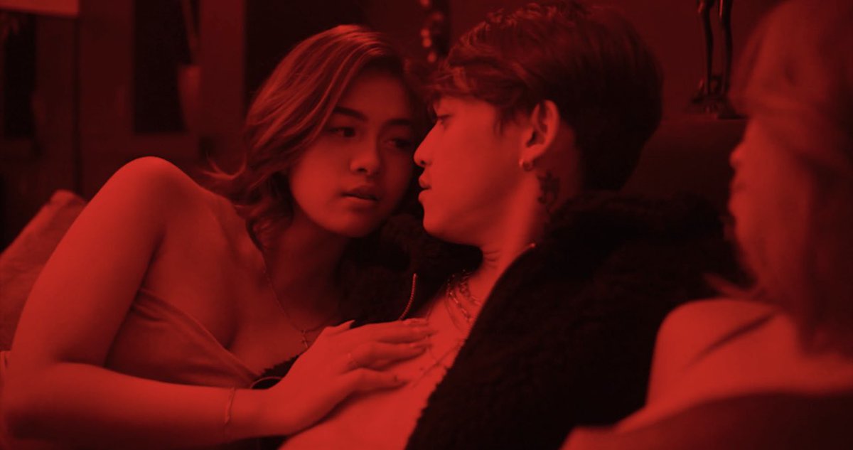 mnxloversofc's tweet photo. MAGICNIGHT Is out now

MAGICNIGHTMVRelease https://t.co/tH9QdZa4ZB