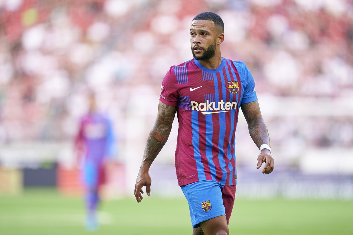 🚨[SPORT] | Juventus, AC Milan and Inter have spoken to the Memphis agent. All indications are that the Dutchman will leave Barça in the summer. #fcblive