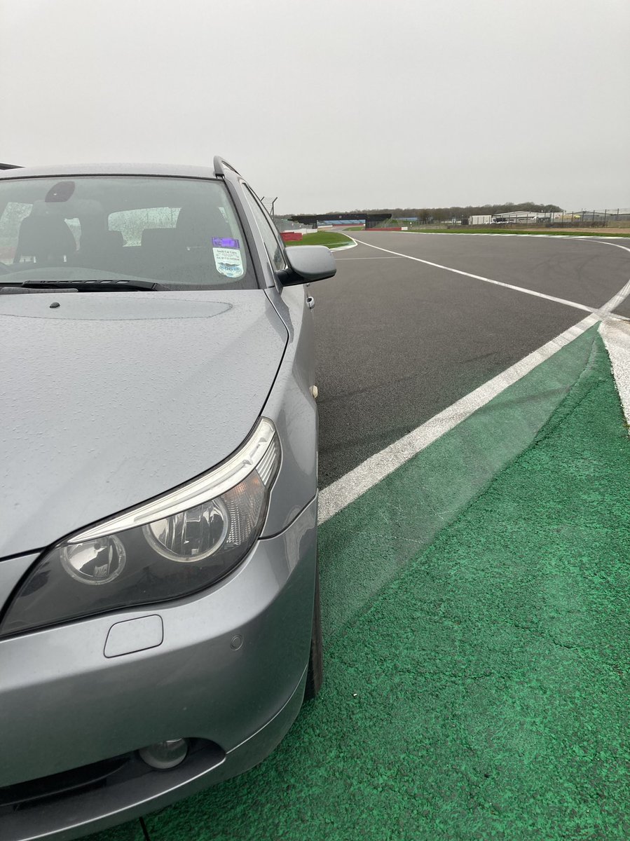 Mrwaterbiscuit's tweet photo. Four seasons in one day yesterday at Silverstone. The #pomeroytrophy certainly reminded me of the #birkett. โ๏ธ๐ฆโ๏ธ๐ง https://t.co/KIWU7FXzzO