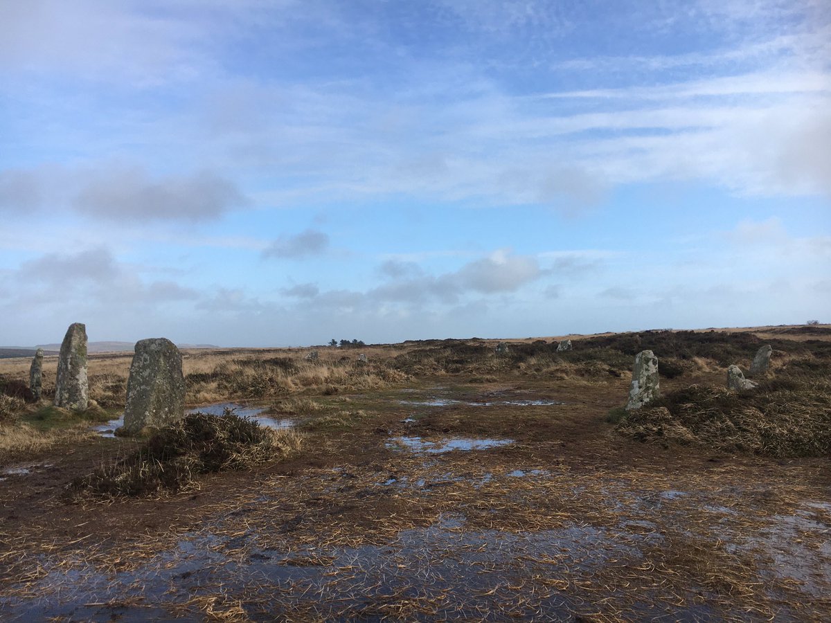 Noonarino's tweet photo. The Nine Maidens of Boskednan, near Madron, #Cornwall, a #LateNeolithic or #BronzeAge #StoneCircle consisting of 11 stones: 5 upright, 3 leaning and 3 recumbent. The existing spacing suggests there were originally 22 or 23 stones. https://t.co/HlvsUJHWK2